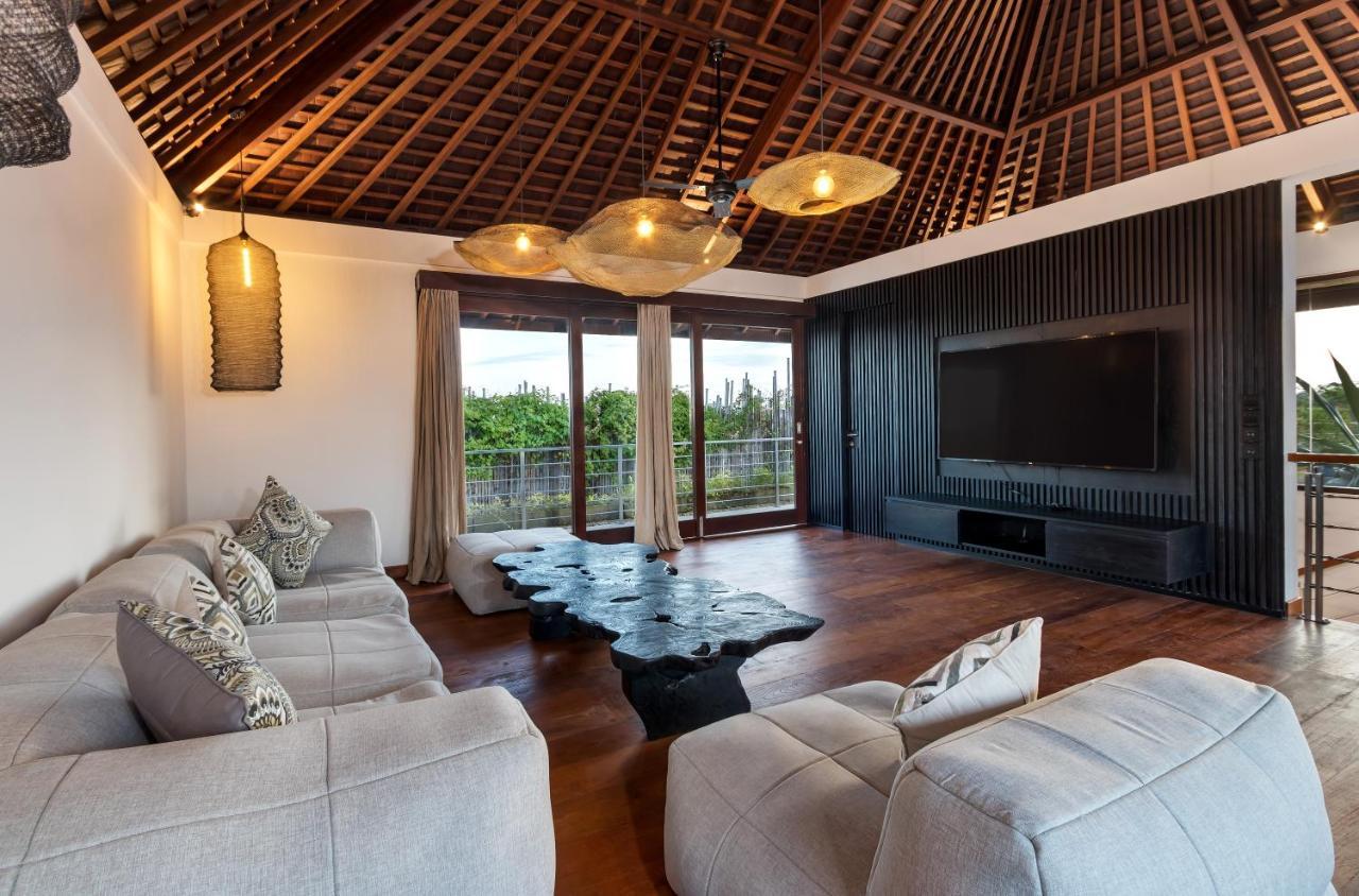 Sundance Villa By Villa Finder Kerobokan  Bagian luar foto